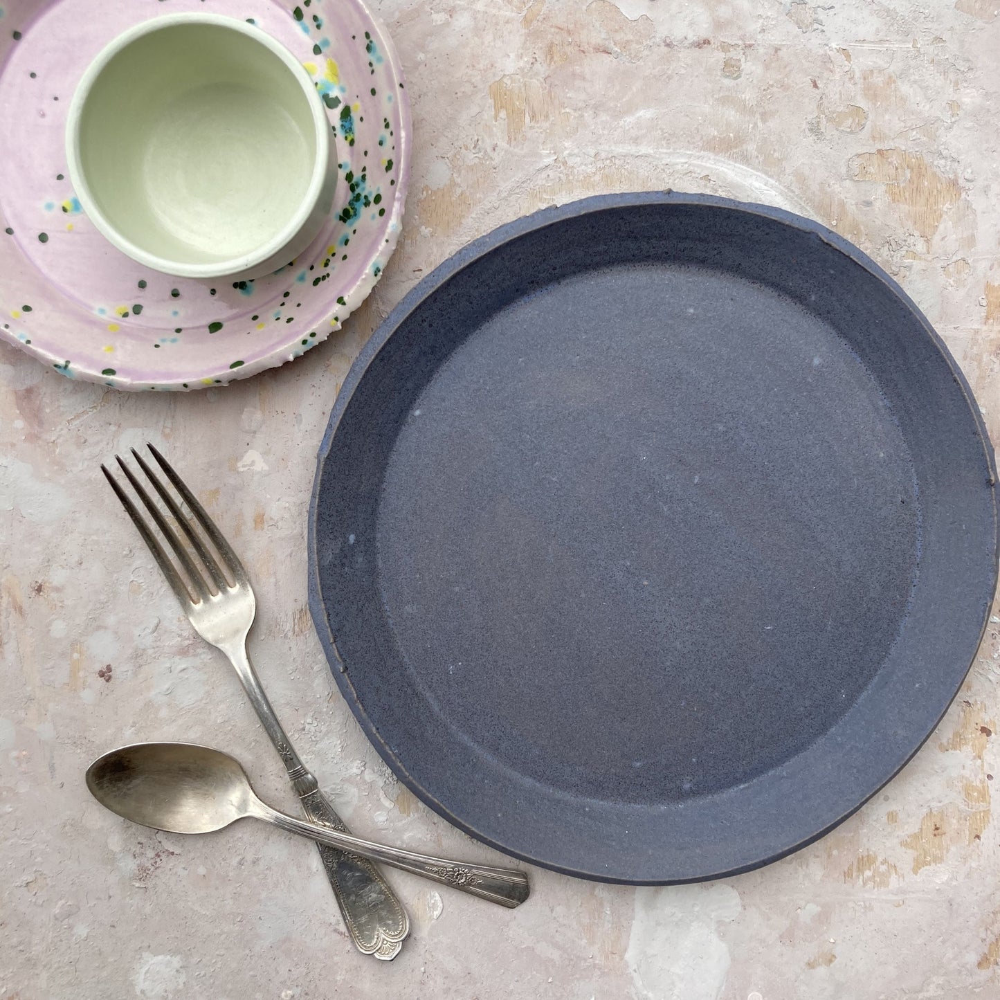 Ripped Rim Slate Dinner Plate